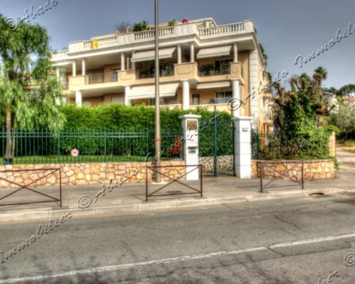 Appartement T3 Meublé St Laurent du Var