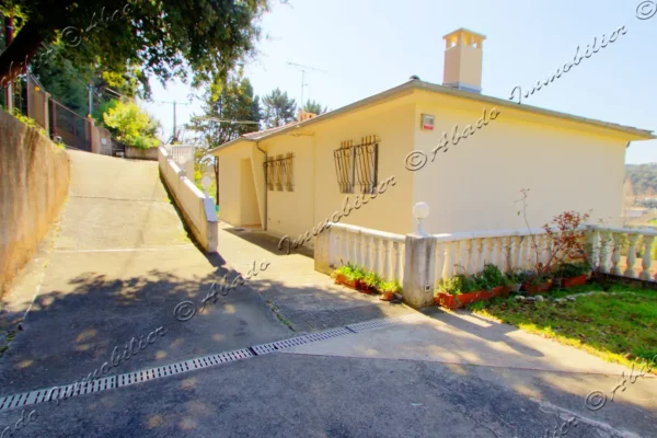 Maison 5 pièces sous compromis